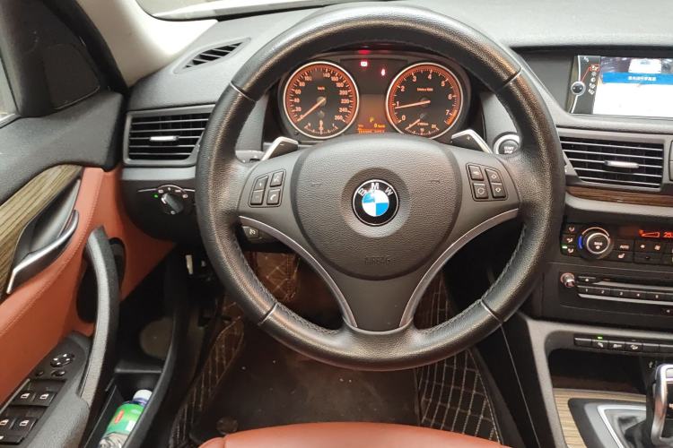 Used BMW X1 2012 xDrive28i
