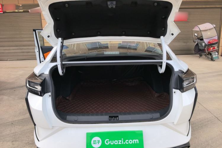 Used Dongfeng Aeolus Yixuan 2023 Mach Edition 1.5L Automatic Chasing Wind Version