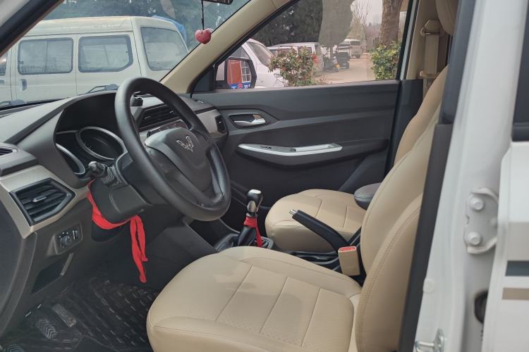 Used Wuling Hongguang 2019 1.5L S Comfort Edition China VI LAR
