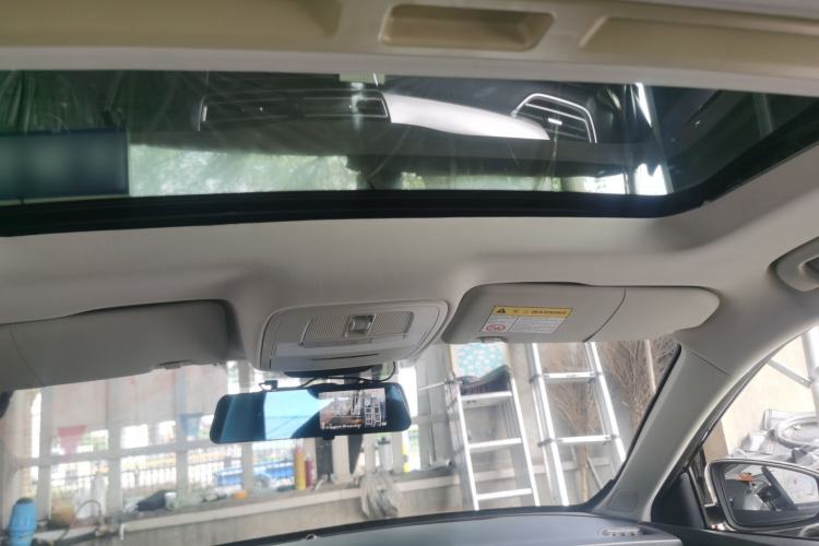 Used Roewe i5 2019 1.5L Automatic 4G Connected Langyue Edition
