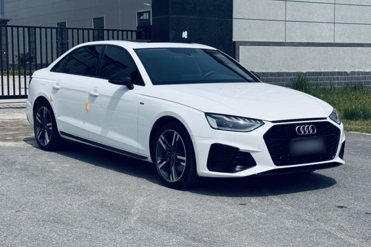 Used Audi A4L 2022 40 TFSI Luxury Dynamic Model