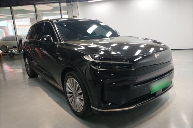 Used ONVO Luxeed L90 2025 Model—Ultra Seven-Seater Version
