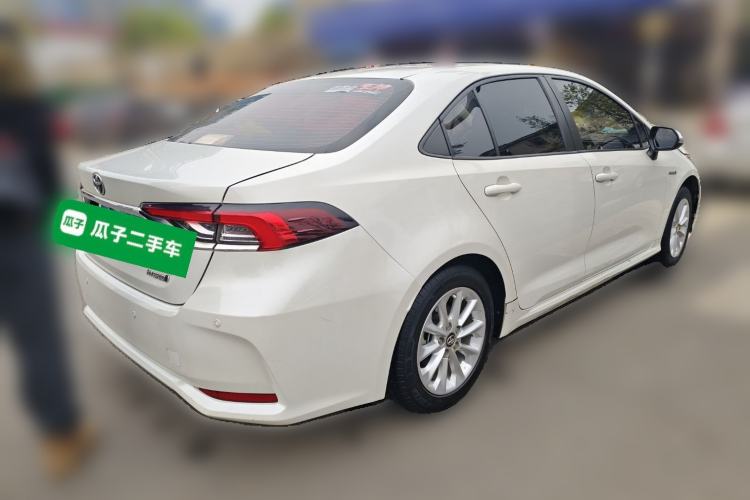 Used Toyota Corolla 2021 Dual-Motor 1.8L E-CVT Elite Edition
