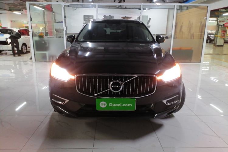 Used Volvo XC60 2021 T5 4x4 Smart Luxury Edition Front