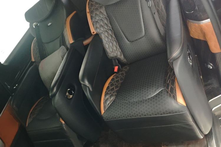 Used Mercedes-Benz V-Class  Left Rear Seat