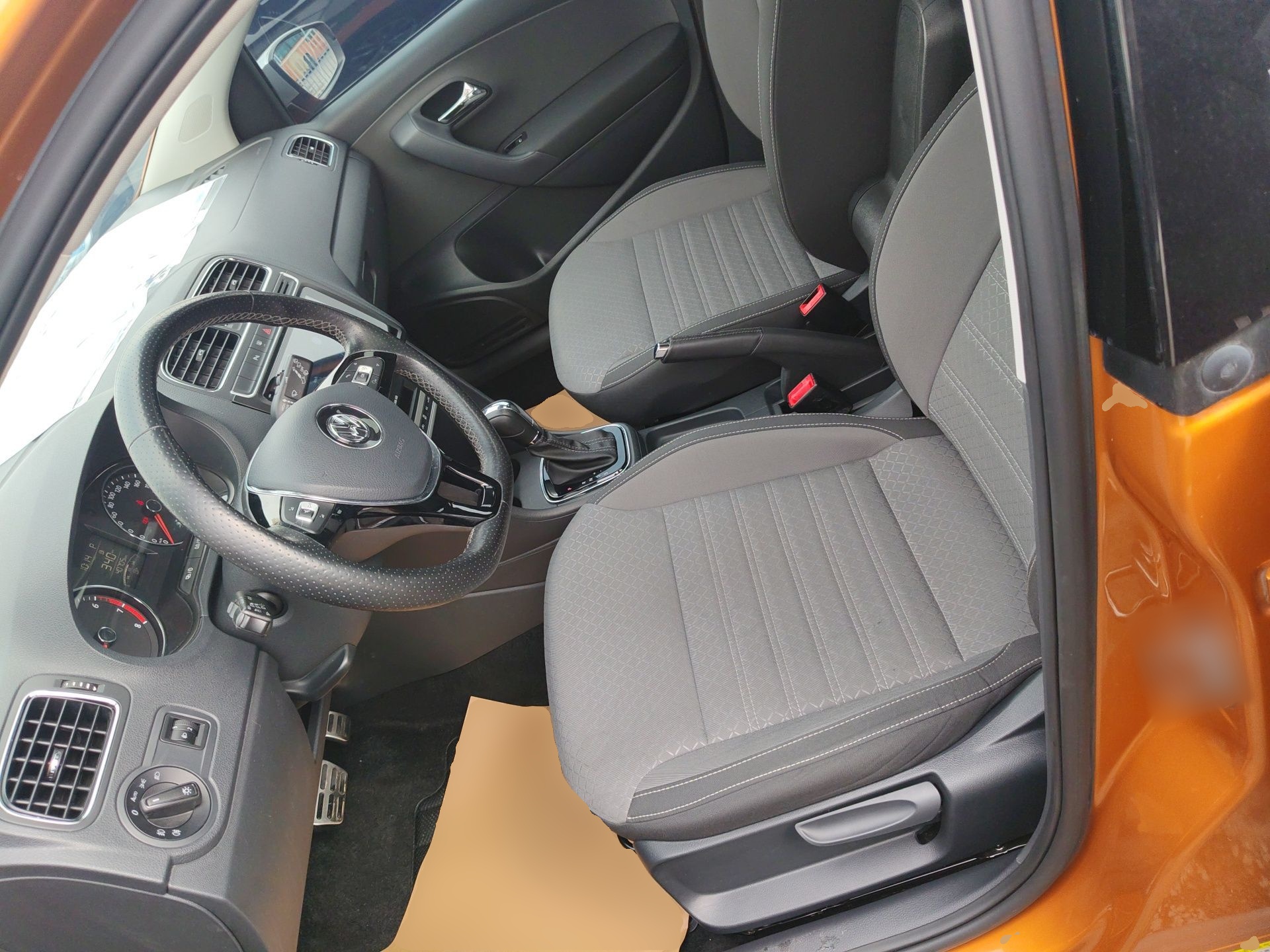 Interior delantero
