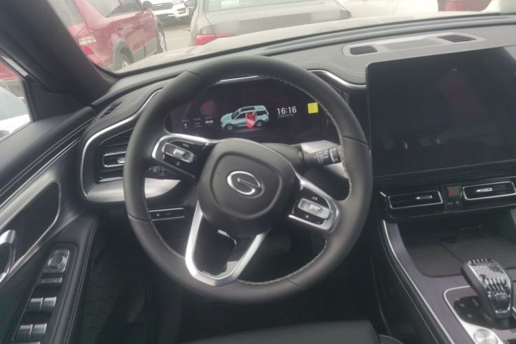 Used GAC Trumpchi GS8 2025 Linghang Series 2.0 TGDI Two-Wheel-Drive Luxury Edition 5 Seats