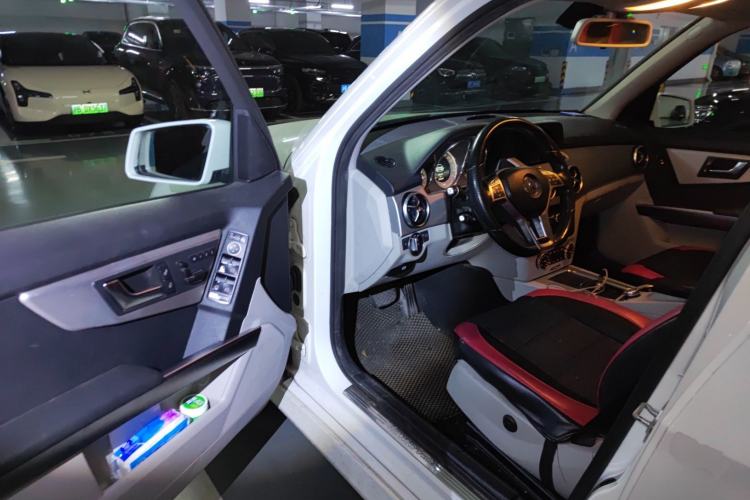 Used Mercedes-Benz GLK-Class 2015 GLK 260 4MATIC Dynamic Edition Ultimate Version
