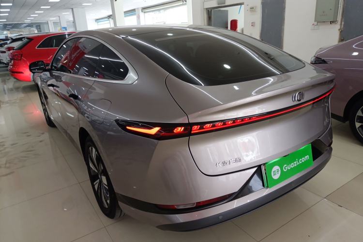 Used CHANGAN NEVO A07 2025 Blue Whale Range-Extending Model 140 Elite Version Rear Left 45 Deg