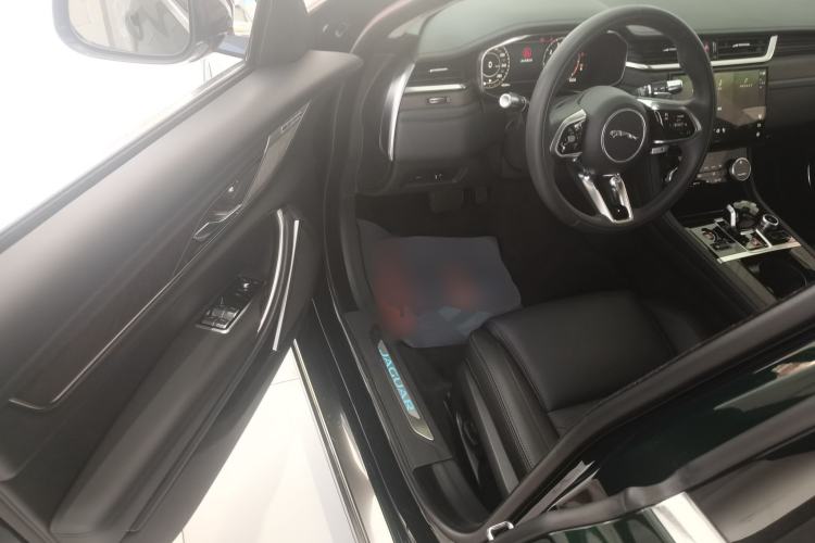 Used Jaguar XFL 2021 XFL 2.0T P250 Two-Wheel-Drive Luxury Deluxe Edition
