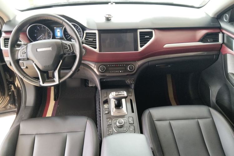 Used Haval H6 Coupe 2019 1.5T Automatic Two-Wheel Drive Luxury Smart Connectivity Version China VI Standard Center Console