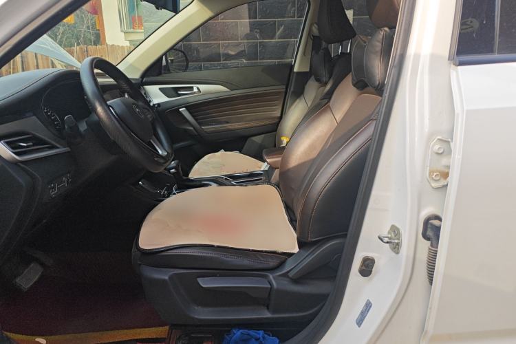 Used CHANGAN CS35PLUS 2019 1.6L Automatic YueLian Edition China VI