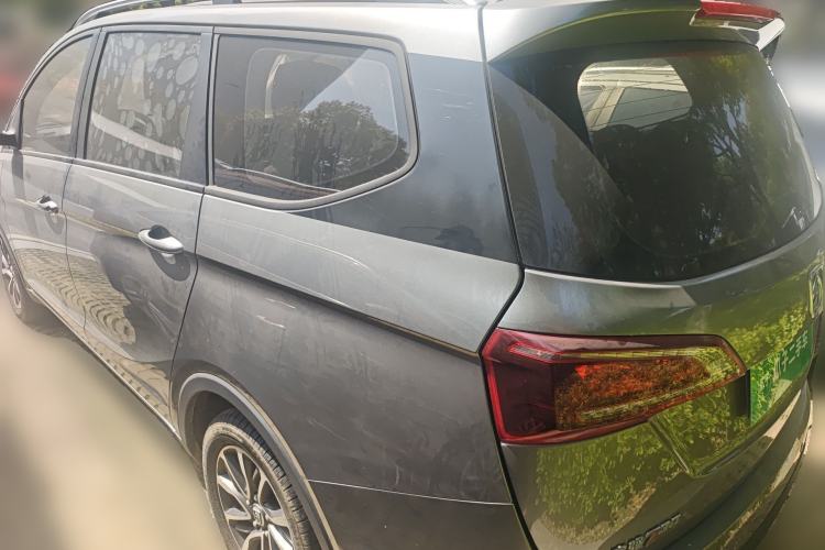 Used Baojun 730 2019 1.5L Manual Fashion Model 7-seater China VI Rear Left 45 Deg