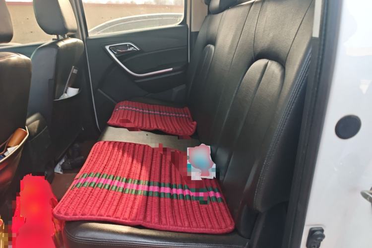 Used JMC Yuhu 3 2018 2.5T Diesel Two-Wheel Drive Advanced Version Standard Wheelbase
