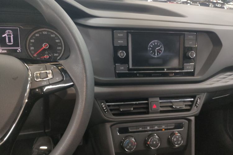 Used Volkswagen Tharu 2019 280TSI Two-Wheel-Drive Trend Edition China V Standard Center Console