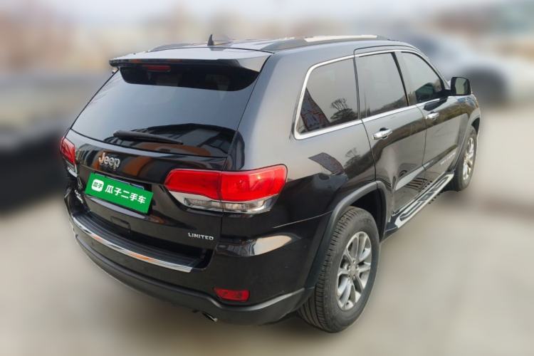 Used Jeep Grand Cherokee 2014 3.0TD Diesel Comfort Navigation Version Rear Right 45 Deg