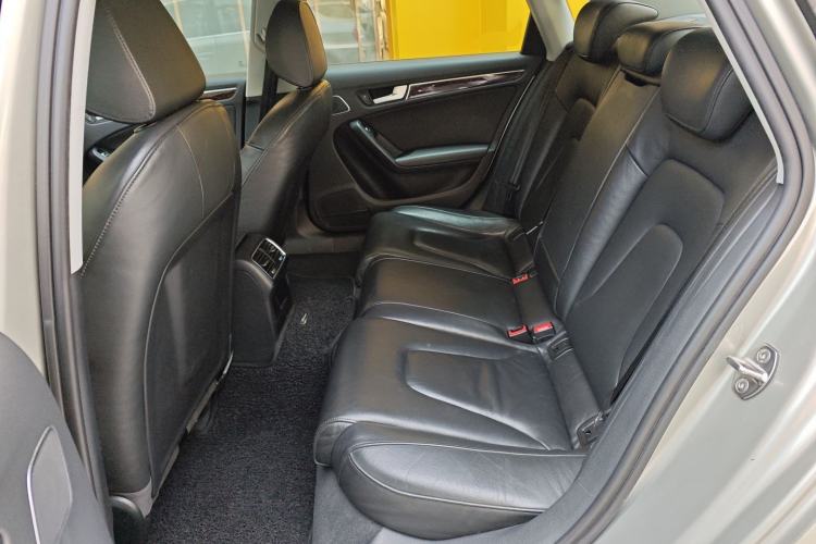 Used Audi A4L 2015 35 TFSI Automatic Comfort Model
