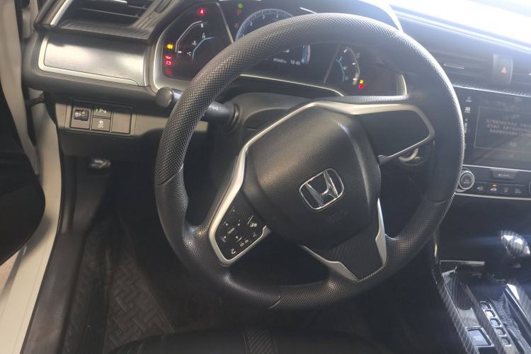 Used Honda Civic 2016 220TURBO CVT Luxury Edition
