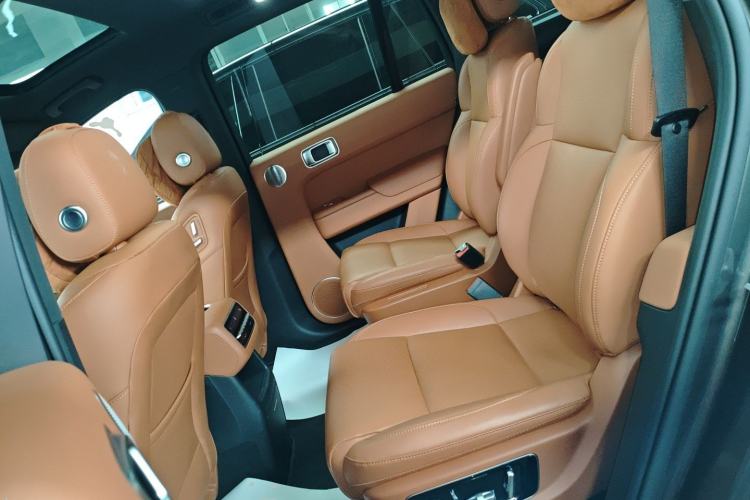 Used Li Auto L8 2023 Air model
