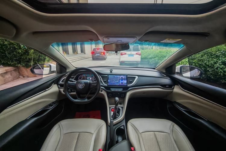 Used Buick GT 2016 15N Automatic Elite Edition Interior 2