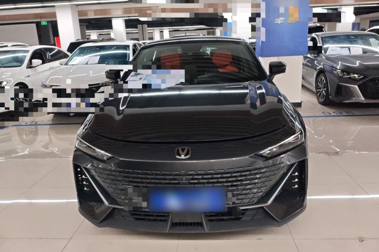 Used CHANGAN UNI-V 2022 1.5T Prestige Version Front