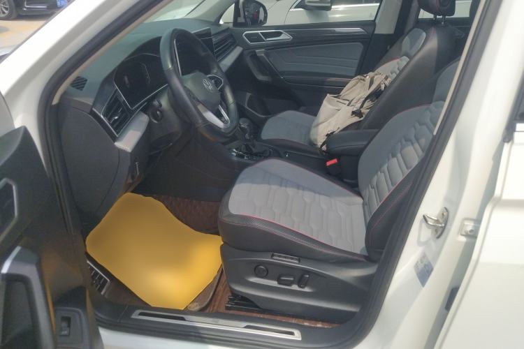 Used Volkswagen Tiguan L 2023 330TSI Automatic Two-Wheel Drive R-Line Flagship Edition Left Front Seat