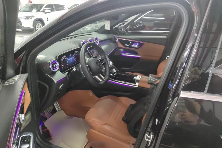 Used Mercedes-Benz GLC 2024 Facelifted GLC 260 L 4MATIC Luxury Version 5 Seats