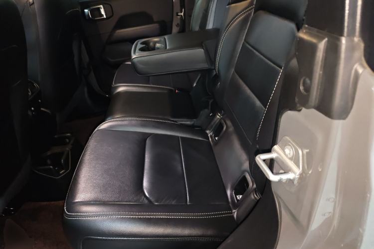 Used Jeep Gladiator 2022 3.6L Pioneer Edition