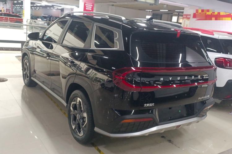 Used Hyundai ix35 2023 Musso 2.0L Deluxe Edition DLX
