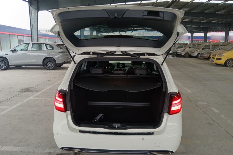 Used Mercedes-Benz B-Class 2017 B 200 Fashion Model