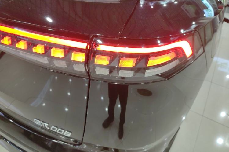 Used Dongfeng eπ eπ008 2024 210Max Range-Extended Version 6 Seats