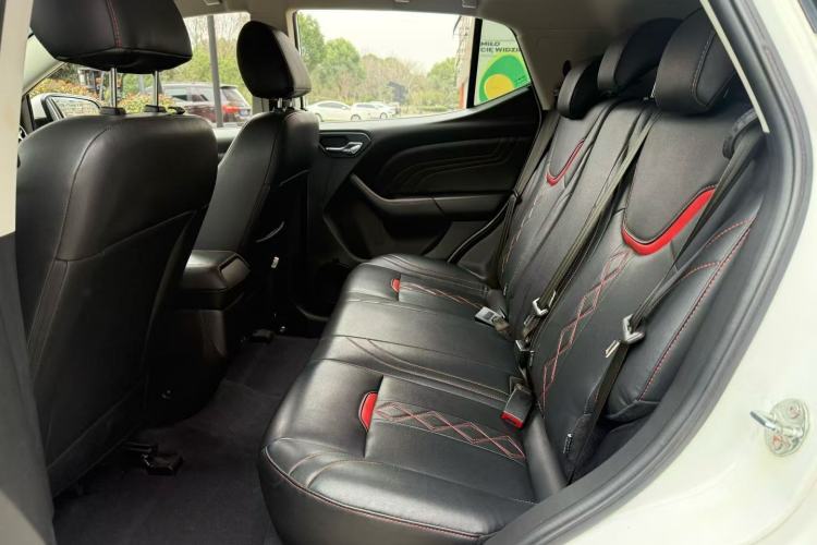 Used Soueast DX3 2018 1.5L Manual Luxury Model