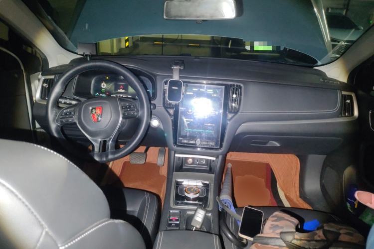 Used Roewe i6 New Energy 2017 45T Hybrid Connect & Smart Enjoyment Edition
