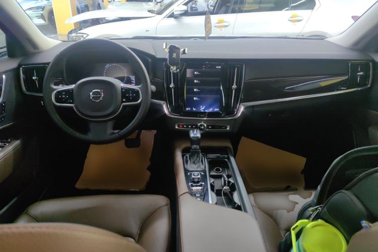 Used Volvo S90 2018 T4 Zhiyuan Edition