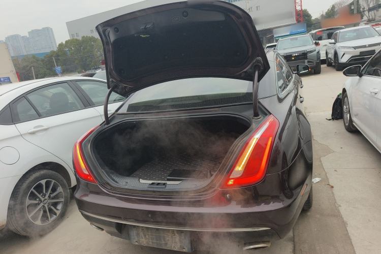 Used Jaguar XJ 2018 XJL 3.0 SC Two-Wheel-Drive Elegant Business Edition