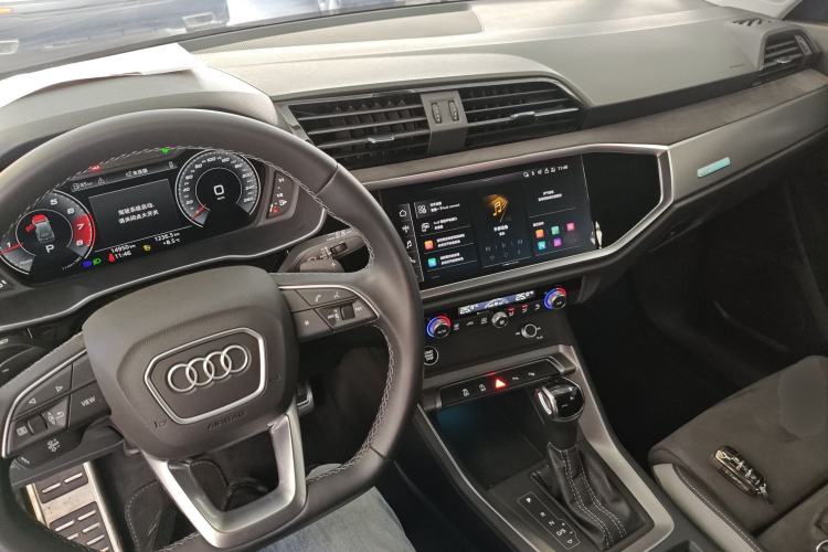 Used Audi Q3 2023 35 TFSI Fashion Dynamic Model (1.5T)