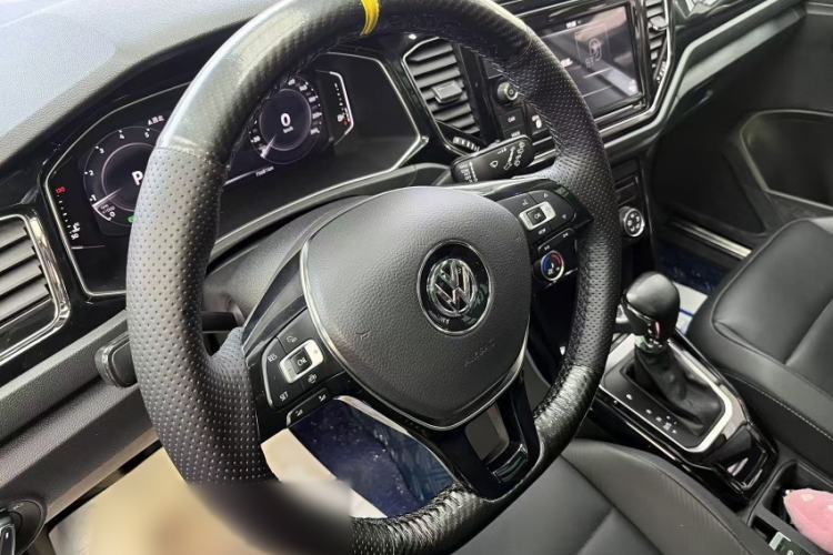 Used Volkswagen T-ROC 2020 280TSI DSG Two-Wheel Drive Comfort Version