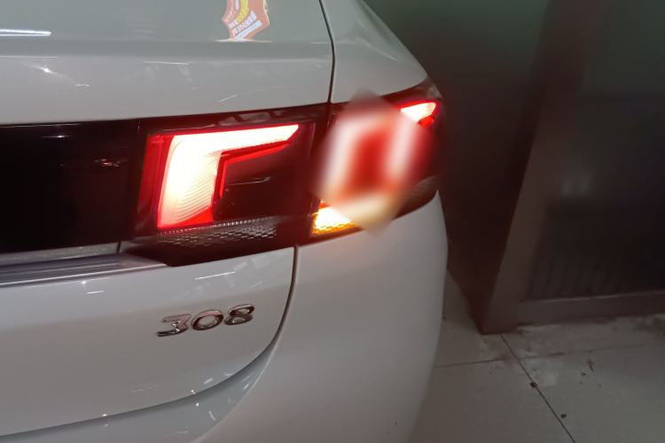 Used Peugeot 308 2016 1.6L Automatic Luxury Edition
