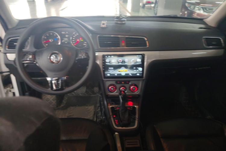 Used Volkswagen Lavida 2013 Restyled Classic 1.6L Automatic Comfort Edition
