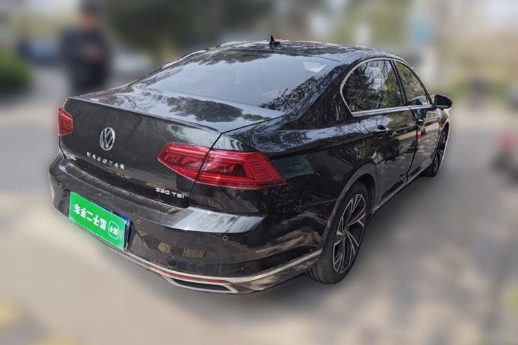 Used Volkswagen Magotan 2021 330TSI DSG 30th Anniversary Edition Rear Right 45 Deg