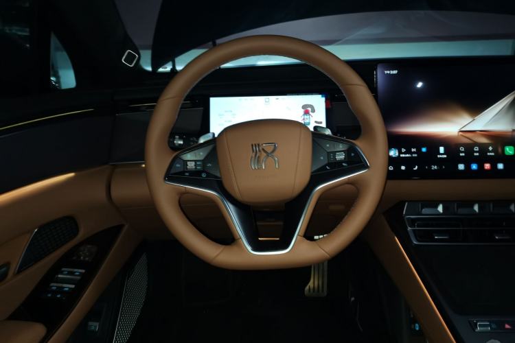 Used BYD Han L 2025 DM-p Four-Wheel-Drive LiDAR Flagship Model
