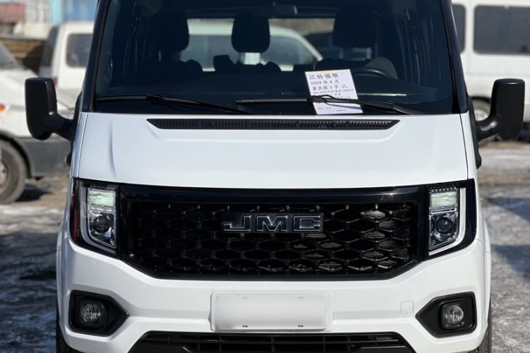 Used JMC Fushun 2023 2.0T Manual Short Wheelbase Low-Roof Commercial Multi-Purpose Passenger Vehicle 6 Seats with Lift-Up Tailgate