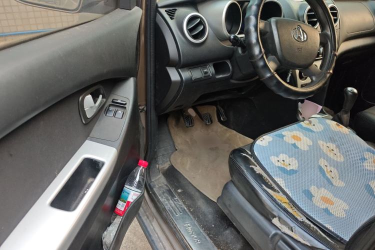 Used CHANGAN KAICHENG Ounuo S 2014 1.5L Base Version Driver Seat