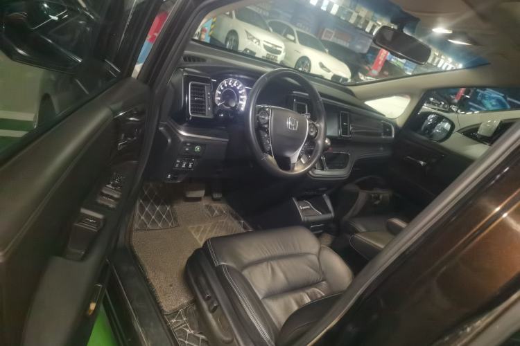 Used Honda Elysion 2016 2.4L Luxury Edition