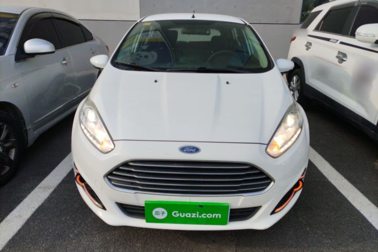 Used Ford Fiesta 2013 Hatchback 1.5L Manual Fashion Edition
