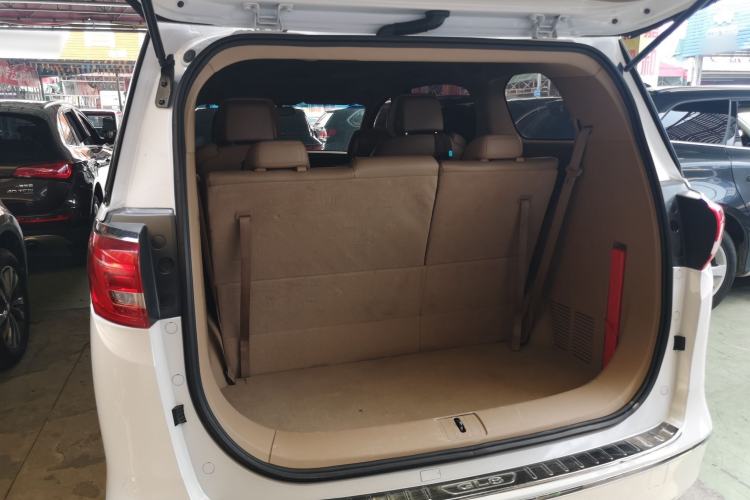 Used Buick GL8 2017 ES 28T Premium Version China V Standard Trunk