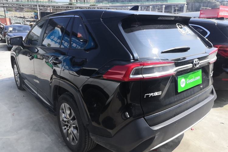 Used Toyota Wildlander 2020 2.0L CVT 4x4 Luxury Edition