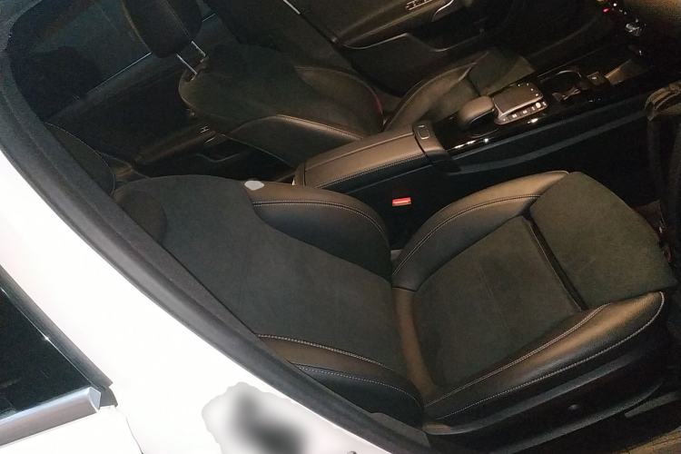 Used Mercedes-Benz A-Class 2020 Restyled A 200 L Sport Sedan Fashion Version Right Front Seat