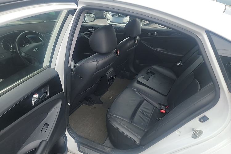 Used Hyundai Sonata 2015 Classic 2.0L Automatic Luxury Edition Left Rear Seat