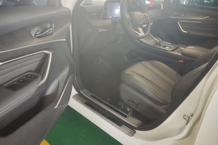 Used Venucia V 2024 260T Idol Joy Ride Pro Edition